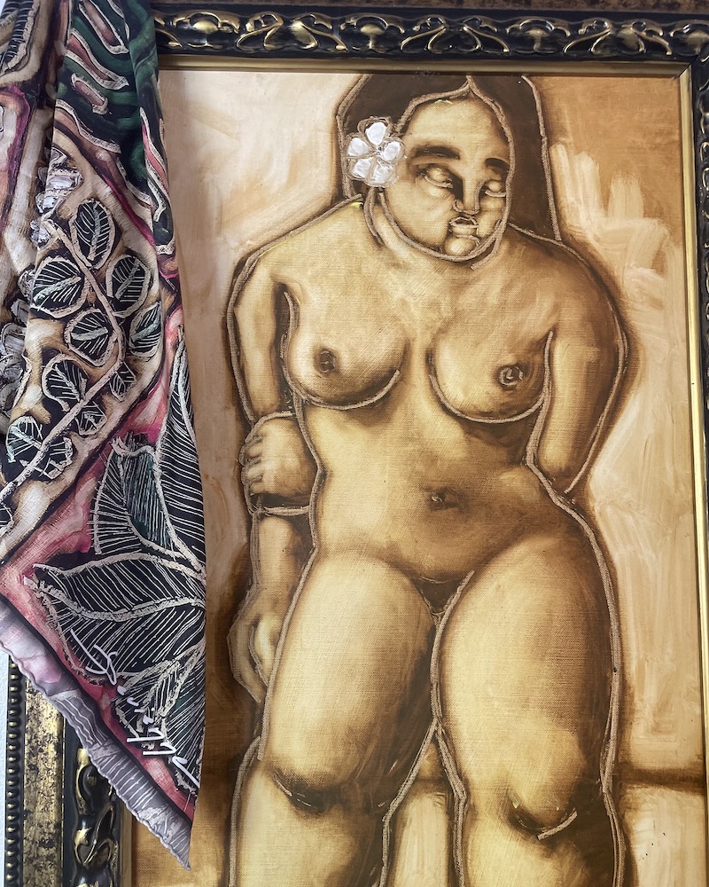 tableau de Louis Devienne et carré de soie "sous la canopée" dans Maison DEVIENNE